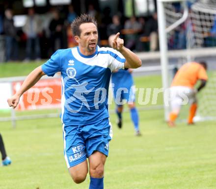 Fussball. Kaerntner Liga. Koettmannsdorf gegen ASV. Torjubel Matthias Dollinger (ASV). Koettmannsdorf, 24.8.2014.
Foto: Kuess
---
pressefotos, pressefotografie, kuess, qs, qspictures, sport, bild, bilder, bilddatenbank