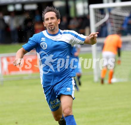 Fussball. Kaerntner Liga. Koettmannsdorf gegen ASV. Torjubel Matthias Dollinger (ASV). Koettmannsdorf, 24.8.2014.
Foto: Kuess
---
pressefotos, pressefotografie, kuess, qs, qspictures, sport, bild, bilder, bilddatenbank