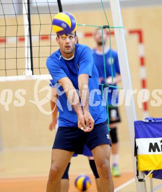 Volleyball. Aich/Dob. Training. Daniel ROCAMORA, Bleiburg, 18.8.2014.
Foto: Kuess
---
pressefotos, pressefotografie, kuess, qs, qspictures, sport, bild, bilder, bilddatenbank