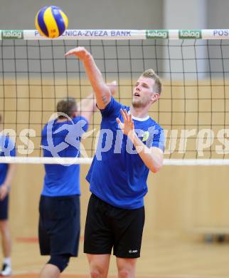 Volleyball. Aich/Dob. Training. Peter Wohlfahrtstaetter. Bleiburg, 18.8.2014.
Foto: Kuess
---
pressefotos, pressefotografie, kuess, qs, qspictures, sport, bild, bilder, bilddatenbank