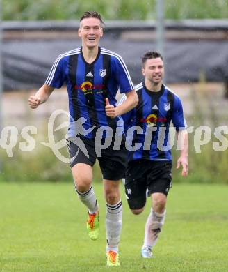 Fussball 2. KLasse D. Tainach gegen St. Paul. Torjubel Rok Petric (Tainach). Tainach, am 23.8.2014.
Foto: Kuess
---
pressefotos, pressefotografie, kuess, qs, qspictures, sport, bild, bilder, bilddatenbank