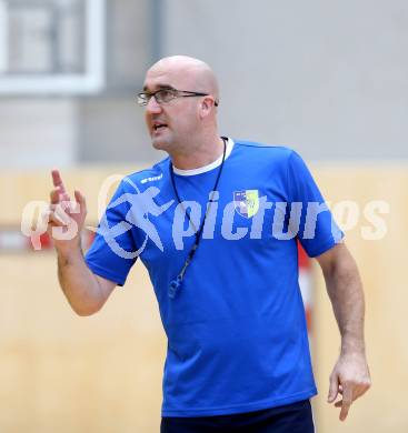Volleyball. Aich/Dob. Training. Trainer Bogdan KOTNIK Bleiburg, 18.8.2014.
Foto: Kuess
---
pressefotos, pressefotografie, kuess, qs, qspictures, sport, bild, bilder, bilddatenbank