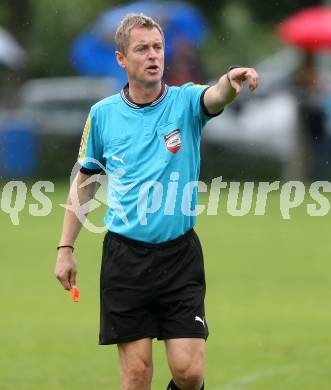 Fussball 2. KLasse D. Tainach gegen St. Paul. Schiedsrichter Fischer Paul. Tainach, am 23.8.2014.
Foto: Kuess
---
pressefotos, pressefotografie, kuess, qs, qspictures, sport, bild, bilder, bilddatenbank