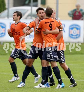 Fussball 2. KLasse C. Oberglan gegen St. Urban.  Torjubel Josip Gasic (Oberglan). Oberglan, am 16.8.2014.
Foto: Kuess
---
pressefotos, pressefotografie, kuess, qs, qspictures, sport, bild, bilder, bilddatenbank