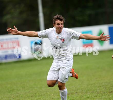 Fussball. Kaerntner Liga. Atus Ferlach gegen Spittal/Drau. Torjubel Thomas Ogris (Ferlach). Ferlach, 30.8.2014.
Foto: Kuess
---
pressefotos, pressefotografie, kuess, qs, qspictures, sport, bild, bilder, bilddatenbank