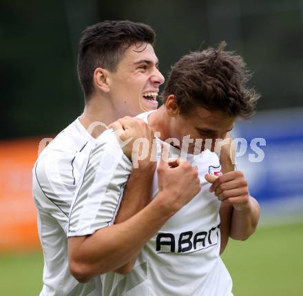 Fussball. Kaerntner Liga. Atus Ferlach gegen Spittal/Drau. Torjubel Lukas Jaklitsch, Thomas Ogris (Ferlach). Ferlach, 30.8.2014.
Foto: Kuess
---
pressefotos, pressefotografie, kuess, qs, qspictures, sport, bild, bilder, bilddatenbank