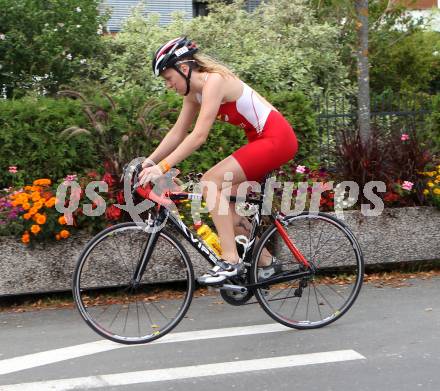 Woerthersee Triathlon.  Anna Moitzi. Krumpendorf, am 31.8.2014.
Foto: Kuess
---
pressefotos, pressefotografie, kuess, qs, qspictures, sport, bild, bilder, bilddatenbank