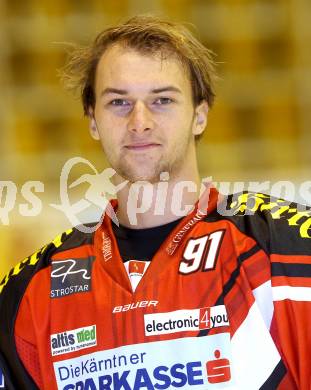 EBEL. Eishockey Bundesliga. KAC. Mannschaftspraesentation. Portrait.  Philipp Kreuzer. Klagenfurt, am 2.9.2014.
Foto: Kuess 

---
pressefotos, pressefotografie, kuess, qs, qspictures, sport, bild, bilder, bilddatenbank