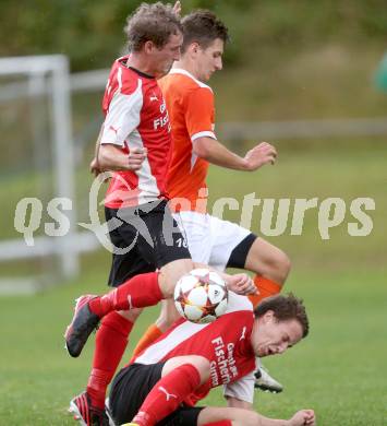 Fussball 1. KLasse C1.  Sirnitz gegen Eberstein. Benjamin Reibnegger,  (Sirnitz), Thomas Rabitsch (Eberstein). Sirnitz, am 30.8.2014.
Foto: Kuess
---
pressefotos, pressefotografie, kuess, qs, qspictures, sport, bild, bilder, bilddatenbank