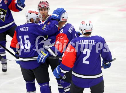 Eishockey. Champions Hockey League VSV gegen Briancon Diables Rouges. Torjubel Francois Fortier #15, Marc Santorelli #11, Gerhard Unterluggauer#6, Cole Jarrett #2 (VSV). Villach, 4.9.2014.
Foto: Kuess 
---
pressefotos, pressefotografie, kuess, qs, qspictures, sport, bild, bilder, bilddatenbank