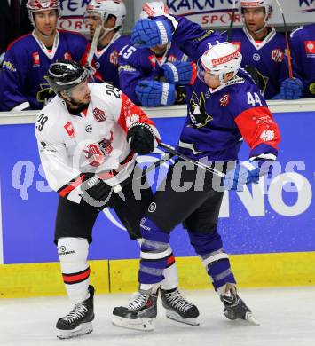 Eishockey. Champions Hockey League VSV gegen Briancon Diables Rouges. Geoff Waugh #44, (VSV), Lionel Tarantino #29 (Briancon). Villach, 4.9.2014.
Foto: Kuess 
---
pressefotos, pressefotografie, kuess, qs, qspictures, sport, bild, bilder, bilddatenbank