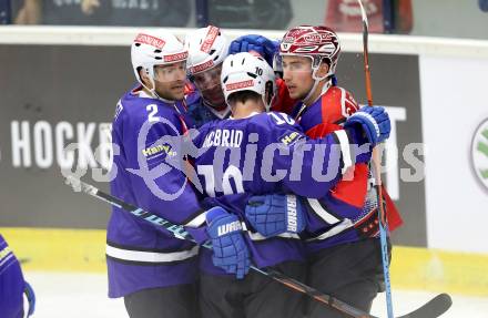 Eishockey. Champions Hockey League VSV gegen Briancon Diables Rouges. Torjubel Francois Fortier #15, Marc Santorelli #11, Brock McBride #10, Cole Jarrett #2 (VSV). Villach, 4.9.2014.
Foto: Kuess 
---
pressefotos, pressefotografie, kuess, qs, qspictures, sport, bild, bilder, bilddatenbank