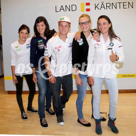 Triathlon, Snowboard, Rudern, Segeln, Schwimmen. Fototermin bei Landeshauptmann Peter Kaiser. Lisa Perterer, Magdalena Lobnig, Hanno Douschan,  Lisa Zaiser, Lara Vadlau. Klagenfurt, am 5.9.2014.
Foto: Kuess
---
pressefotos, pressefotografie, kuess, qs, qspictures, sport, bild, bilder, bilddatenbank