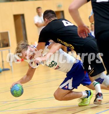 Handball Bundesliga. SC Ferlach gegen HSG Holding Graz. Miha Tomsic, (Ferlach), Alen Melnjak (Graz). Ferlach, 6.9.2014.
Foto: Kuess
---
pressefotos, pressefotografie, kuess, qs, qspictures, sport, bild, bilder, bilddatenbank