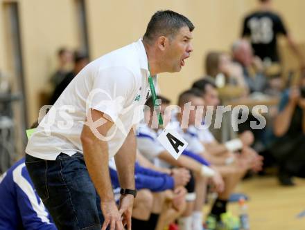 Handball Bundesliga. SC Ferlach gegen HSG Holding Graz. Trainer Gregor Cvijic (Ferlach). Ferlach, 6.9.2014.
Foto: Kuess
---
pressefotos, pressefotografie, kuess, qs, qspictures, sport, bild, bilder, bilddatenbank