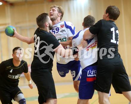 Handball Bundesliga. SC Ferlach gegen HSG Holding Graz. Miha Tomsic, (Ferlach), Lukas Schweighofer  (Graz). Ferlach, 6.9.2014.
Foto: Kuess
---
pressefotos, pressefotografie, kuess, qs, qspictures, sport, bild, bilder, bilddatenbank