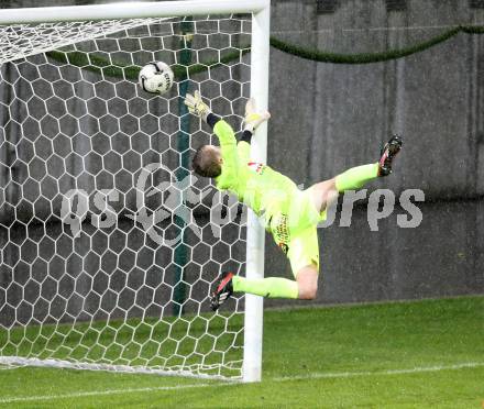 Fussball Regionalliga. SK Austria Klagenfurt gegen SC Sparkasse Weiz. Johannes Straussberger (Weiz). Klagenfurt, 12.9.2014.
Foto: Kuess
---
pressefotos, pressefotografie, kuess, qs, qspictures, sport, bild, bilder, bilddatenbank