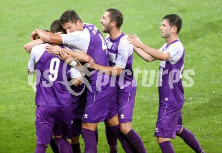 Fussball Regionalliga. SK Austria Klagenfurt gegen SC Sparkasse Weiz. Torjubel (Klagenfurt). Klagenfurt, 12.9.2014.
Foto: Kuess
---
pressefotos, pressefotografie, kuess, qs, qspictures, sport, bild, bilder, bilddatenbank