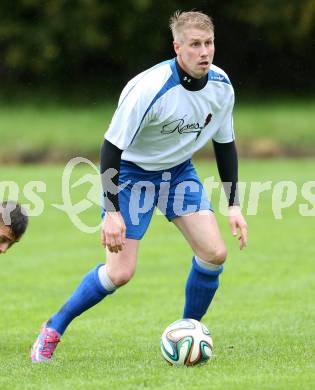 Fussball 1. Klasse C2. HSV gegen Krumpendorf. Michael Gruenwald (HSV). Lendorf, am 13.9.2014.
Foto: Kuess
---
pressefotos, pressefotografie, kuess, qs, qspictures, sport, bild, bilder, bilddatenbank