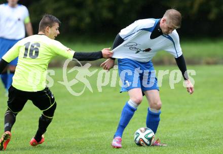 Fussball 1. Klasse C2. HSV gegen Krumpendorf. Michael Gruenwald,  (HSV), Gojko Vasiljevic (Krumpendorf). Lendorf, am 13.9.2014.
Foto: Kuess
---
pressefotos, pressefotografie, kuess, qs, qspictures, sport, bild, bilder, bilddatenbank