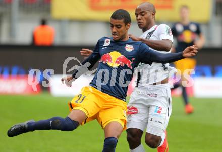 Fussball Bundesliga. RZ Pellets WAC gegen FC Red Bull Salzburg. Silvio Carlos De Oliveira, (WAC), Alan Douglas Borges De Carvalho (Salzburg). Klagenfurt, am 14.9.2014.
Foto: Kuess

---
pressefotos, pressefotografie, kuess, qs, qspictures, sport, bild, bilder, bilddatenbank