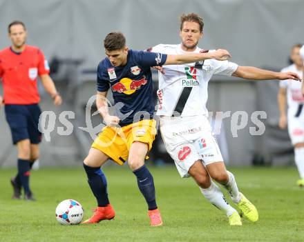 Fussball Bundesliga. RZ Pellets WAC gegen FC Red Bull Salzburg. Boris Huettenbrenner, (WAC), Marcel Sabitzer (Salzburg). Klagenfurt, am 14.9.2014.
Foto: Kuess

---
pressefotos, pressefotografie, kuess, qs, qspictures, sport, bild, bilder, bilddatenbank