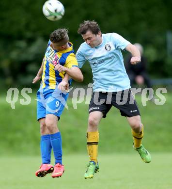 Fussball. 2. Klasse A. Lurnfeld gegen Gitschtal. Benjamin Friedrich Josef Maier,  (Lurnfeld), Hansjoerg Santner (Gitschtal). Moellbruecke, 13.9.2014.
Foto: Kuess
---
pressefotos, pressefotografie, kuess, qs, qspictures, sport, bild, bilder, bilddatenbank