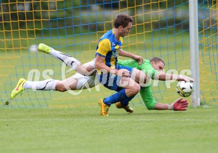 Fussball. 2. Klasse A. Lurnfeld gegen Gitschtal. Robert Franz Josef Granegger, (Lurnfeld), Marco Bader (Gitschtal). Moellbruecke, 13.9.2014.
Foto: Kuess
---
pressefotos, pressefotografie, kuess, qs, qspictures, sport, bild, bilder, bilddatenbank