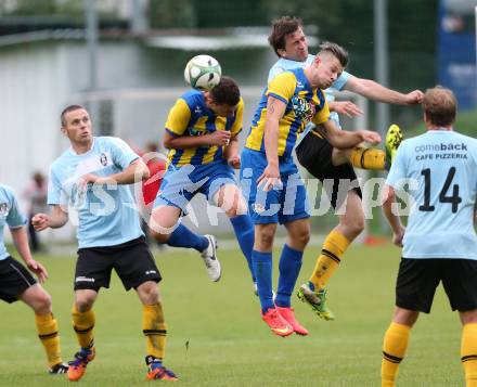 Fussball. 2. Klasse A. Lurnfeld gegen Gitschtal. Benjamin Friedrich Josef Maier, Thomas Haslacher, (Lurnfeld), Hansjoerg Santner  (Gitschtal). Moellbruecke, 13.9.2014.
Foto: Kuess
---
pressefotos, pressefotografie, kuess, qs, qspictures, sport, bild, bilder, bilddatenbank