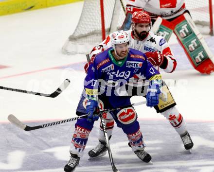 EBEL. Eishockey Bundesliga. EC VSV gegen HC TWK Innsbruck. Sean Ringrose,  (VSV), Benedikt Schennach (Innsbruck). Villach, am 19.9.2014.
Foto: Kuess 


---
pressefotos, pressefotografie, kuess, qs, qspictures, sport, bild, bilder, bilddatenbank