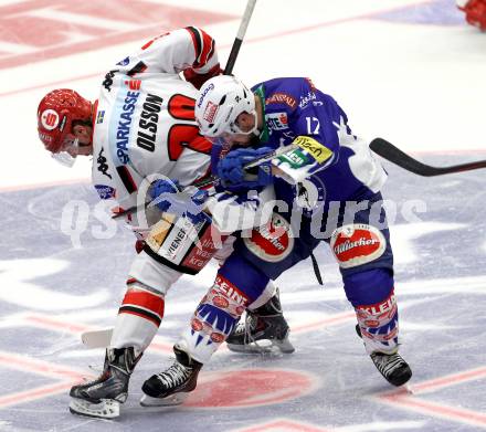 EBEL. Eishockey Bundesliga. EC VSV gegen HC TWK Innsbruck. Sean Ringrose,  (VSV), Marcus Olsson (Innsbruck). Villach, am 19.9.2014.
Foto: Kuess 


---
pressefotos, pressefotografie, kuess, qs, qspictures, sport, bild, bilder, bilddatenbank