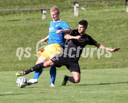 Fussball. Kaerntner Liga. Koettmannsdorf gegen Bleiburg. Daniel Globotschnig (Koettmannsdorf), Rene Partl (Bleiburg). Koettmannsdorf, 20.9.2014.
Foto: Kuess
---
pressefotos, pressefotografie, kuess, qs, qspictures, sport, bild, bilder, bilddatenbank