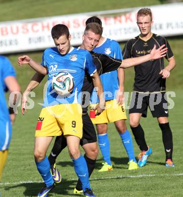 Fussball. Kaerntner Liga. Koettmannsdorf gegen Bleiburg. Michael Jakopitsch (Koettmannsdorf), Adnan Besic (Bleiburg). Koettmannsdorf, 20.9.2014.
Foto: Kuess
---
pressefotos, pressefotografie, kuess, qs, qspictures, sport, bild, bilder, bilddatenbank