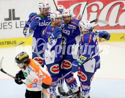 EBEL. Eishockey Bundesliga. EC VSV gegen Moser Medical Graz 99ers.  Torjubel Benjamin Petrik, John Lammers, Mario Altmann, Klemen Pretnar (VSV). Villach, am 19.9.2014.
Foto: Kuess 


---
pressefotos, pressefotografie, kuess, qs, qspictures, sport, bild, bilder, bilddatenbank