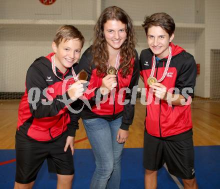 Spiele der Freundschaft. Medaillengewinner Tischtennis. Gutschi Martin, Anna Maria Vouk, Siwetz Tobias. Gospic, am 20.9.2014.
Foto: Kuess
---
pressefotos, pressefotografie, kuess, qs, qspictures, sport, bild, bilder, bilddatenbank