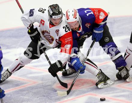 Eishockey. Champions Hockey League VSV gegen Geneve-Servette. SEan Ringrose, #17,  (VSV), Chris Rivera #26 (Geneve-Servette). Villach, 23.9.2014.
Foto: Kuess 
---
pressefotos, pressefotografie, kuess, qs, qspictures, sport, bild, bilder, bilddatenbank