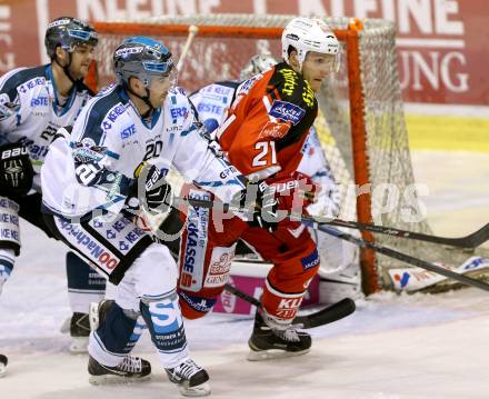 EBEL. Eishockey Bundesliga. KAC gegen EHC LIWEST Linz. Manuel Geier,  (KAC), Brad Moran (Linz). Klagenfurt, am 25.9.2014.
Foto: Kuess 

---
pressefotos, pressefotografie, kuess, qs, qspictures, sport, bild, bilder, bilddatenbank