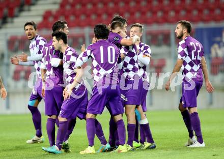 Fussball Regionalliga. SK Austria Klagenfurt gegen Voecklamarkt. Torjubel Austria. Klagenfurt, 26.9.2014.
Foto: Kuess
---
pressefotos, pressefotografie, kuess, qs, qspictures, sport, bild, bilder, bilddatenbank