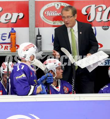 Eishockey. Champions Hockey League VSV gegen Geneve-Servette. Trainer Hannu Jaervenpaeae (VSV). Villach, 23.9.2014.
Foto: Kuess 
---
pressefotos, pressefotografie, kuess, qs, qspictures, sport, bild, bilder, bilddatenbank