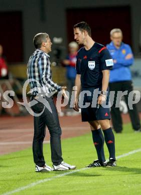 Fussball Bundesliga. RZ Pellets WAC gegen FC Admira Wacker Moedling. Dietmar Didi Kuehbauer,  (WAC), Schiedsrichter Harkam Alexander. Klagenfurt, am 27.9.2014.
Foto: Kuess

---
pressefotos, pressefotografie, kuess, qs, qspictures, sport, bild, bilder, bilddatenbank