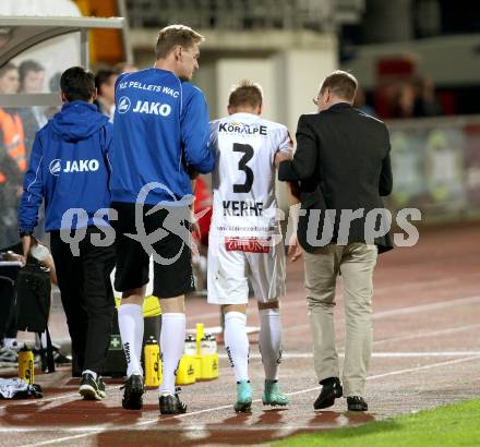 Fussball Bundesliga. RZ Pellets WAC gegen FC Admira Wacker Moedling. Manuel Kerhe verletzt (WAC). Klagenfurt, am 27.9.2014.
Foto: Kuess

---
pressefotos, pressefotografie, kuess, qs, qspictures, sport, bild, bilder, bilddatenbank