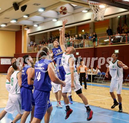 Basketball 2. Bundesliga. KOS Posojilnica Bank Celovec gegen Raiffeisen Radenthein Garnets. Fabian Gallob,  (KOS), Matej Pirija (Radenthein). Klagenfurt, am 27.9.2014.
Foto: Kuess
---
pressefotos, pressefotografie, kuess, qs, qspictures, sport, bild, bilder, bilddatenbank