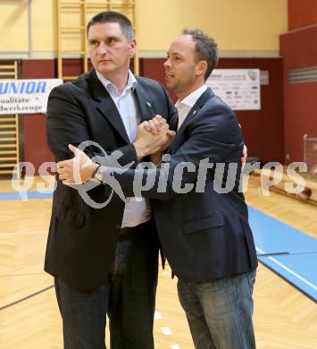 Basketball 2. Bundesliga. KOS Posojilnica Bank Celovec gegen Raiffeisen Radenthein Garnets. Trainer Predrag Radovic  (KOS), Sportlicher Leiter Stefan Hribar (KOS). Klagenfurt, am 27.9.2014.
Foto: Kuess
---
pressefotos, pressefotografie, kuess, qs, qspictures, sport, bild, bilder, bilddatenbank