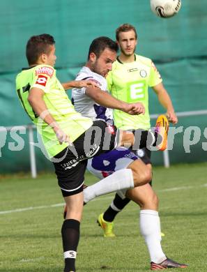 Fussball. Regionalliga. SAK gegen Sturm Graz Amateure. Murat Veliu (SAK), Marco Sebastian Gantschnig (Graz). Klagenfurt, 4.10.2014.
Foto: Kuess
---
pressefotos, pressefotografie, kuess, qs, qspictures, sport, bild, bilder, bilddatenbank