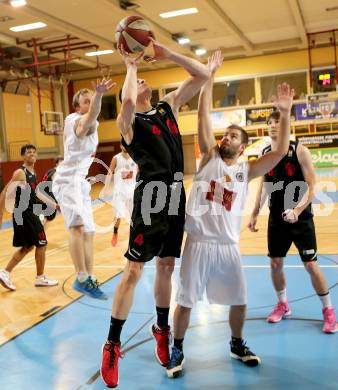 Basketball 2. Bundesliga. Woerthersee Piraten gegen Mistelbach Mustangs. Christian Erschen, (Piraten), Jakob Deimel (Mustangs). Klagenfurt, am 4.10.2014.
Foto: Kuess
---
pressefotos, pressefotografie, kuess, qs, qspictures, sport, bild, bilder, bilddatenbank