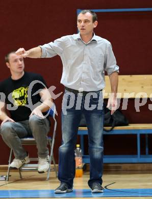 Basketball 2. Bundesliga. Woerthersee Piraten gegen Mistelbach Mustangs. Trainer Martin Weissenboeck  (Mustangs). Klagenfurt, am 4.10.2014.
Foto: Kuess
---
pressefotos, pressefotografie, kuess, qs, qspictures, sport, bild, bilder, bilddatenbank