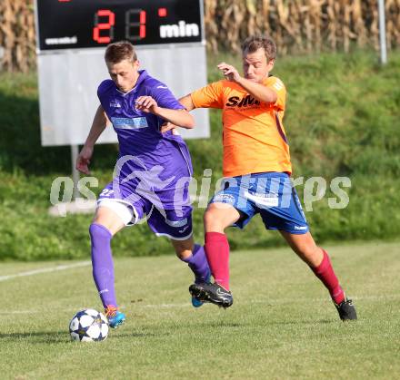 Fussball Unterliga Ost. SPG FC Poggersdorf KM gegen Globasnitz. Ziga Bokal (Poggersdorf), Stefan Friessnegger (Globasnitz). Poggersdorf, 5.10.2014.
Foto: Kuess
---
pressefotos, pressefotografie, kuess, qs, qspictures, sport, bild, bilder, bilddatenbank