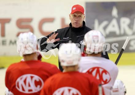 EBEL. Eishockey Bundesliga. Training KAC. Trainer Doug Mason. Klagenfurt, am 7.10.2014.
Foto: Kuess
---
pressefotos, pressefotografie, kuess, qs, qspictures, sport, bild, bilder, bilddatenbank