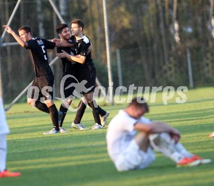 Fussball. 1. Klasse B2. Fuernitz gegen Keutschach. Jubel (Keutschach).  Fuernitz, 4.10.2014.
Foto: Kuess
---
pressefotos, pressefotografie, kuess, qs, qspictures, sport, bild, bilder, bilddatenbank