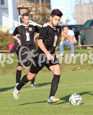 Fussball. 1. Klasse B2. Fuernitz gegen Keutschach. Emre Yalcin,  (Keutschach).  Fuernitz, 4.10.2014.
Foto: Kuess
---
pressefotos, pressefotografie, kuess, qs, qspictures, sport, bild, bilder, bilddatenbank